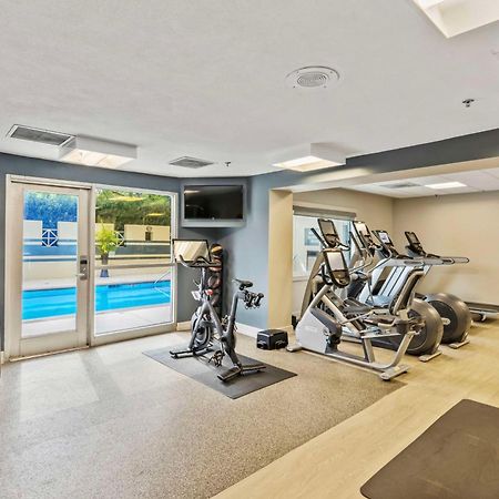 Hotel Doubletree By Hilton Charlotte Uptown Extérieur photo