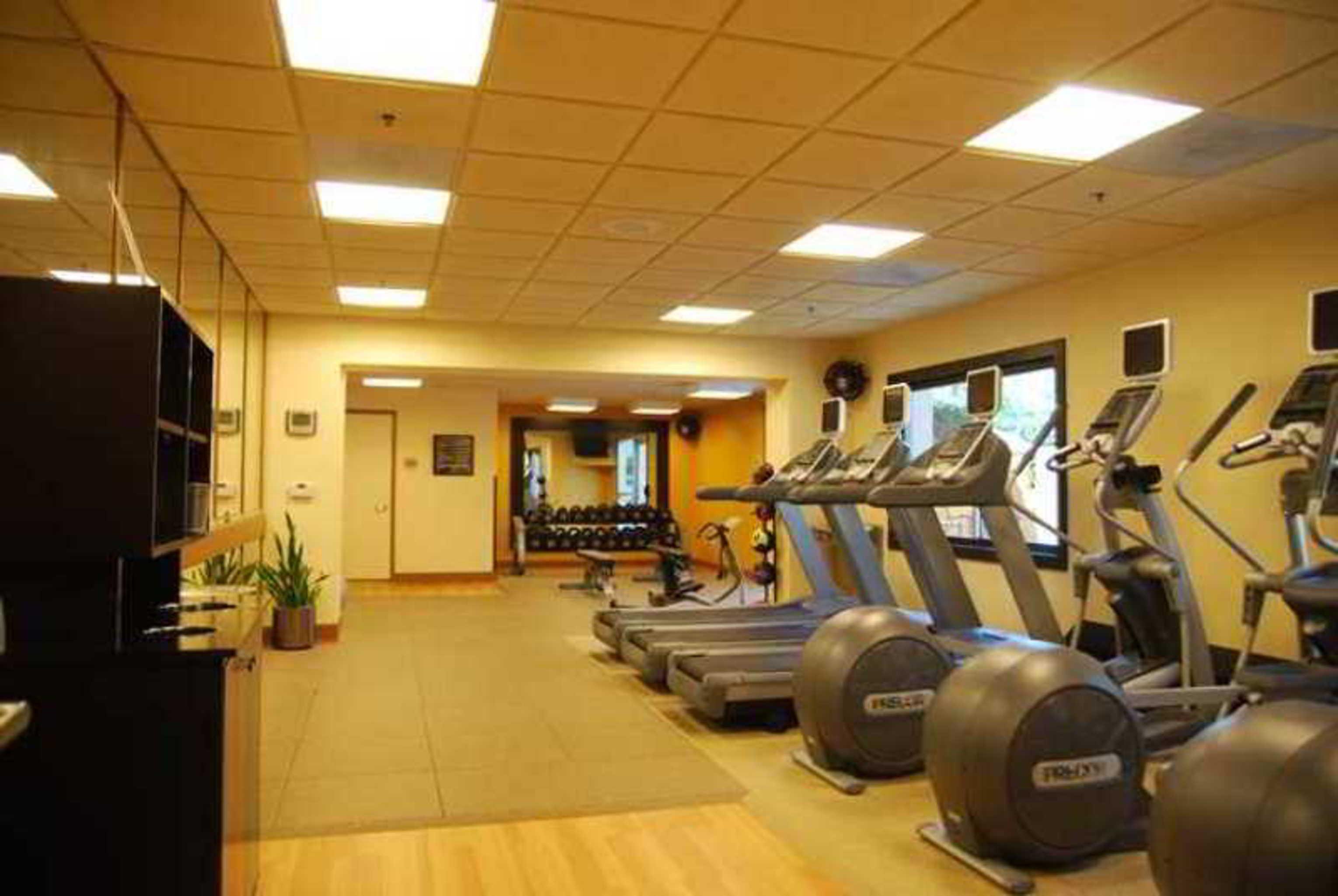 Hotel Doubletree By Hilton Charlotte Uptown Facilités photo