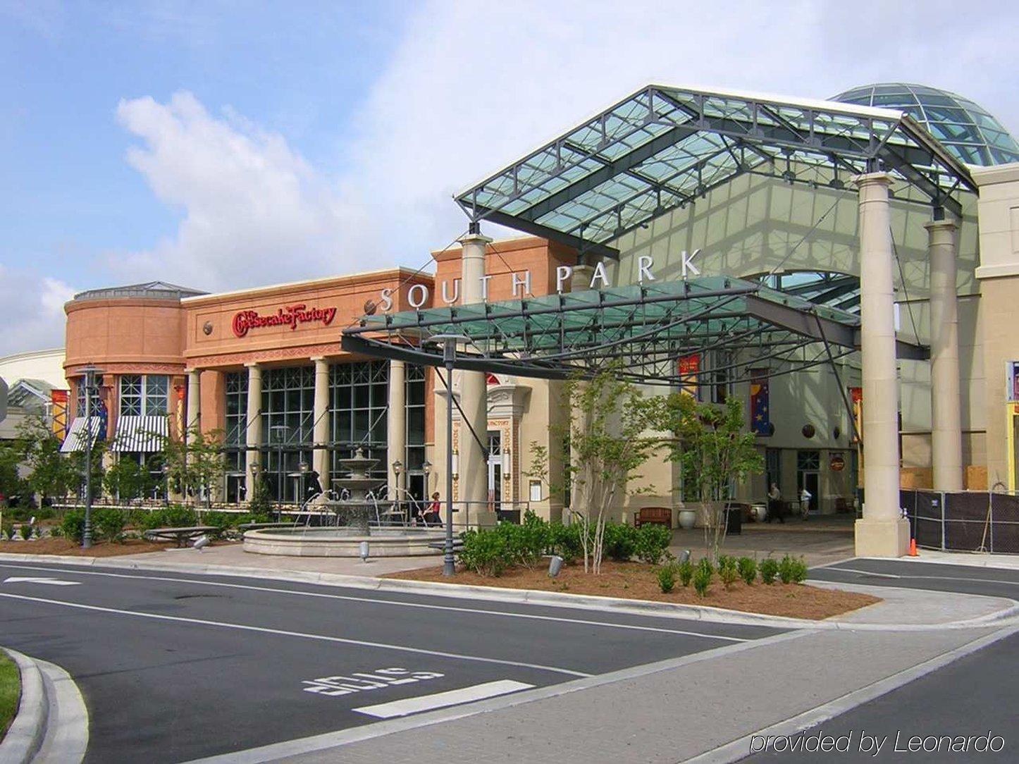 Hotel Doubletree By Hilton Charlotte Uptown Commodités photo